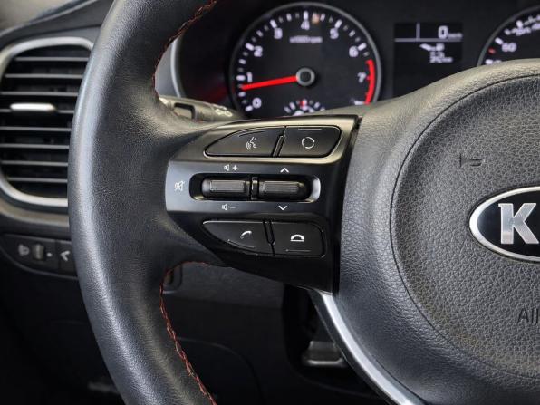 Kia Rio IV с пробегом 2019 года, цена 1 415 000 рублей, 108118 км, седан, Автокод Объявления