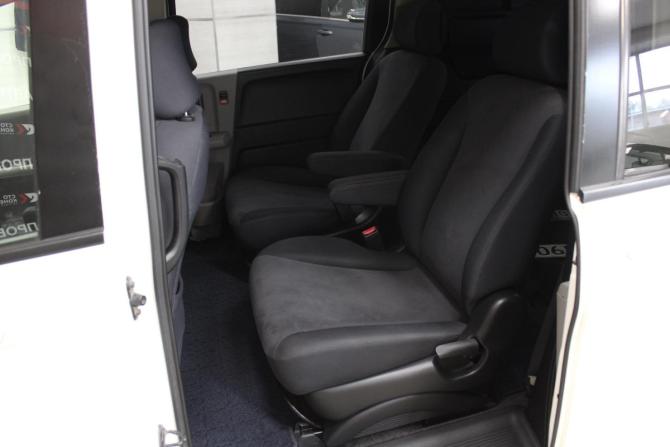 Honda Freed I с пробегом 2010 года, цена 1 038 000 рублей, 151828 км, компактвэн, Автокод Объявления