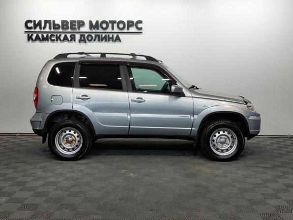 Chevrolet Niva I Рестайлинг с пробегом 2015 года, цена 580 000 рублей, 94000 км, внедорожник, Автокод Объявления