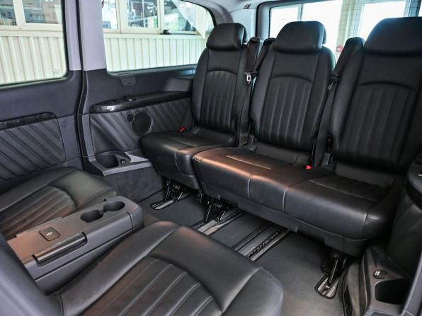 Mercedes-Benz Viano I (W639) Рестайлинг с пробегом 2013 года, цена 2 800 000 рублей, 364424 км, минивэн, Автокод Объявления