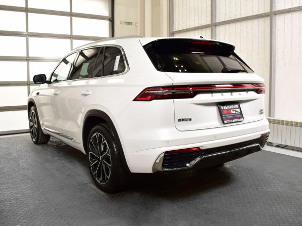 Geely Monjaro I Рестайлинг 2 с пробегом 2026 года, цена 3 999 995 рублей, 308 км, внедорожник, Автокод Объявления