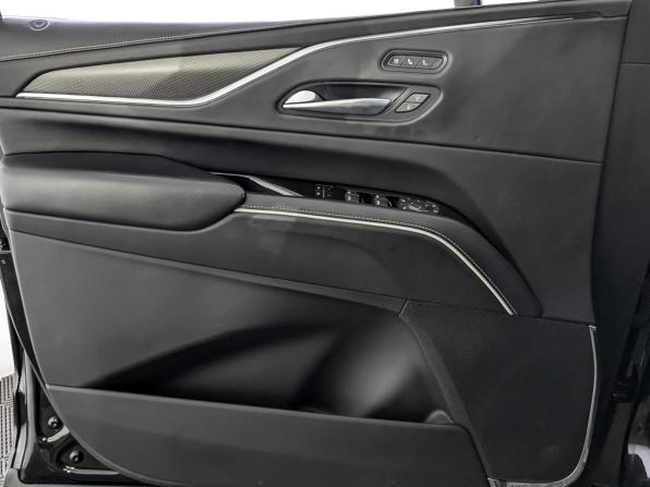 Cadillac Escalade V с пробегом 2022 года, цена 9 950 000 рублей, 78458 км, внедорожник, Автокод Объявления