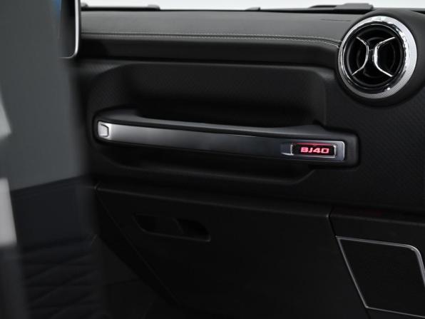 BAIC BJ40 I Рестайлинг с пробегом 2026 года, цена 3 249 000 рублей, 14 км, внедорожник, Автокод Объявления