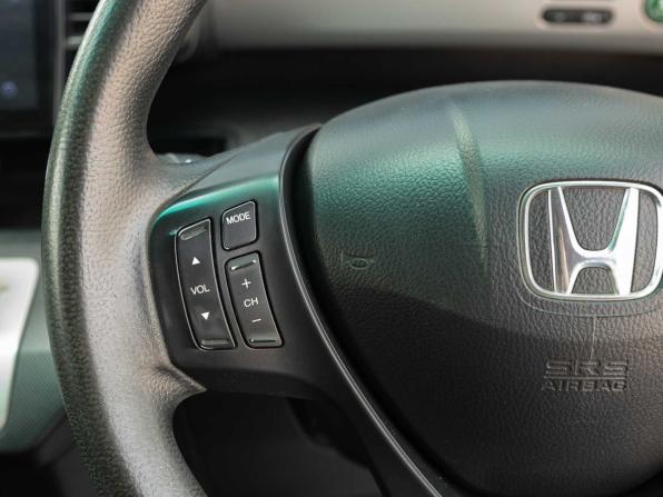 Honda Freed I с пробегом 2011 года, цена 940 000 рублей, 196170 км, компактвэн, Автокод Объявления