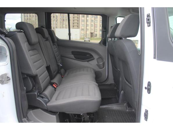 Ford Tourneo Connect II Рестайлинг с пробегом 2018 года, цена 1 700 000 рублей, 137276 км, компактвэн, Автокод Объявления
