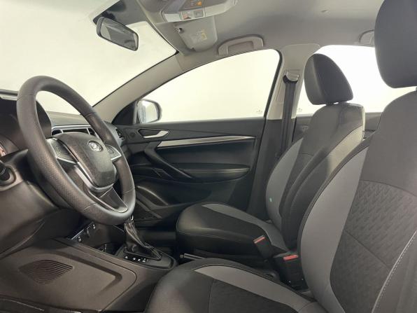 Lada (ВАЗ) Vesta I Рестайлинг (NG) с пробегом 2024 года, цена 1 299 000 рублей, 28000 км, седан, Автокод Объявления
