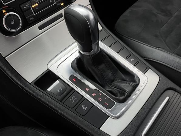 Volkswagen Passat B7 с пробегом 2011 года, цена 744 000 рублей, 223499 км, седан, Автокод Объявления