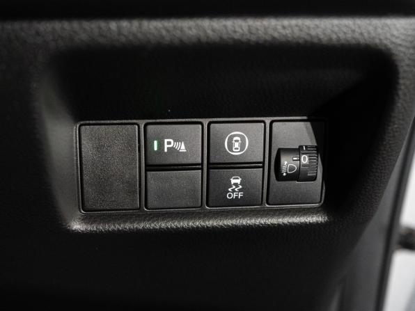 Honda Fit IV с пробегом 2021 года, цена 1 200 000 рублей, 92287 км, хэтчбек, Автокод Объявления