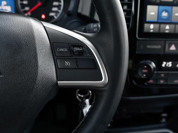 Mitsubishi Outlander III Рестайлинг 3 с пробегом 2022 года, цена 2 298 000 рублей, 47112 км, внедорожник, Автокод Объявления