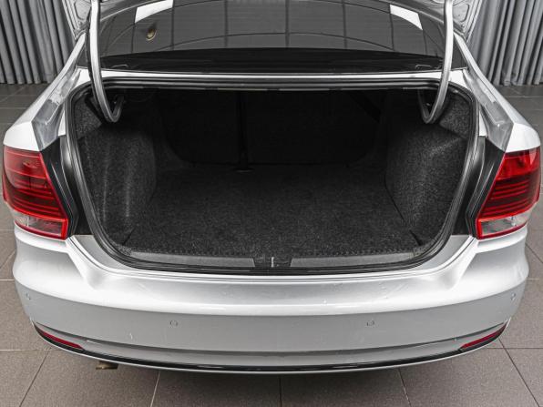 Volkswagen Polo V Рестайлинг с пробегом 2016 года, цена 1 119 000 рублей, 146278 км, седан, Автокод Объявления