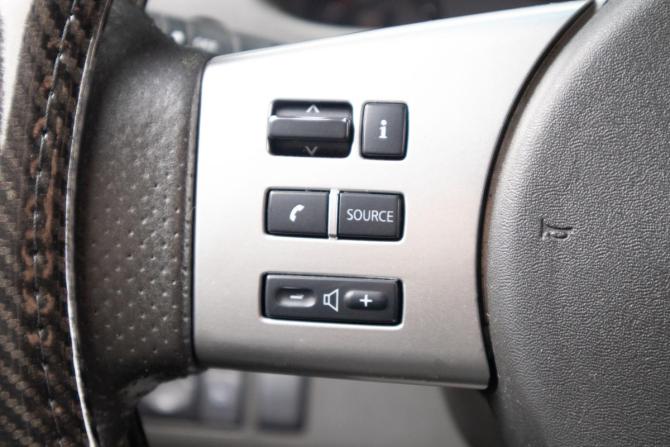 Nissan Navara (Frontier) II (D22) с пробегом 2012 года, цена 1 579 000 рублей, 303000 км, offers.body_type.unknown, Автокод Объявления