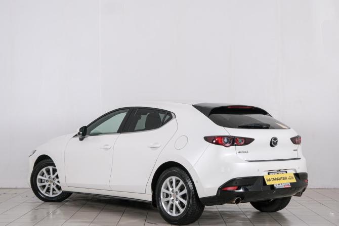 Mazda 3 IV (BP) с пробегом 2019 года, цена 1 799 000 рублей, 86000 км, хэтчбек, Автокод Объявления