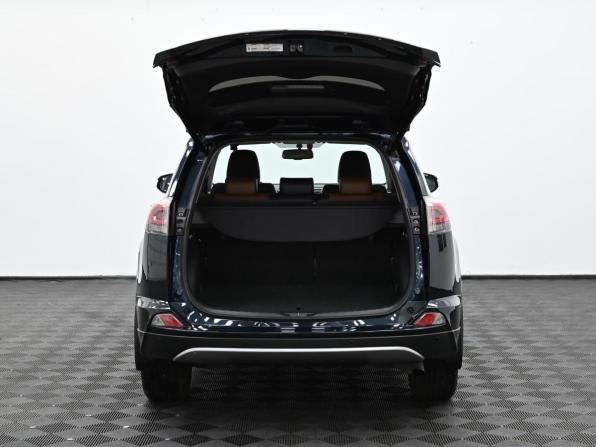 Toyota RAV4 IV (XA40) Рестайлинг с пробегом 2018 года, цена 2 149 000 рублей, 101000 км, внедорожник, Автокод Объявления