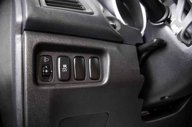Mitsubishi ASX I Рестайлинг с пробегом 2014 года, цена 1 049 000 рублей, 176480 км, внедорожник, Автокод Объявления