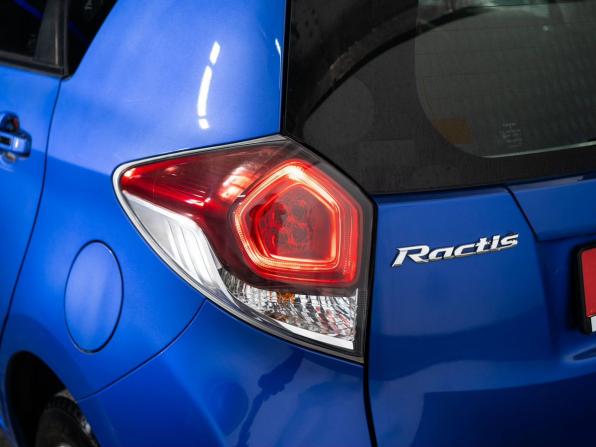 Toyota Ractis II с пробегом 2014 года, цена 965 000 рублей, 127944 км, хэтчбек, Автокод Объявления