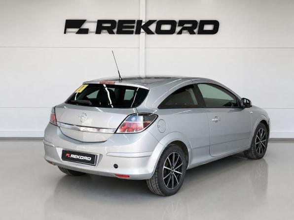 Opel Astra H Рестайлинг с пробегом 2010 года, цена 379 000 рублей, 232597 км, хэтчбек, Автокод Объявления