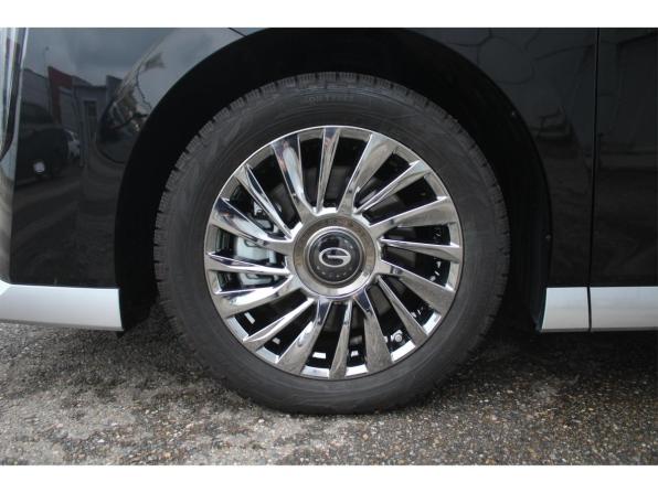 GAC M8 с пробегом 2024 года, цена 4 630 000 рублей, 16078 км, минивэн, Автокод Объявления