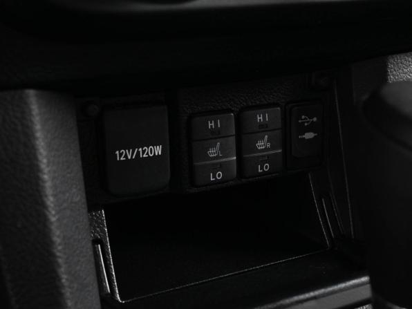 Toyota Corolla XI (E160 E170 E180) с пробегом 2015 года, цена 1 369 000 рублей, 138380 км, седан, Автокод Объявления