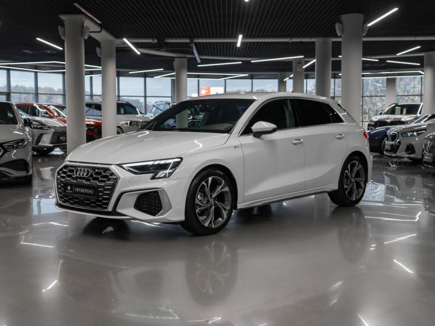 Audi A3 IV (8Y) Москва  - изображение 1