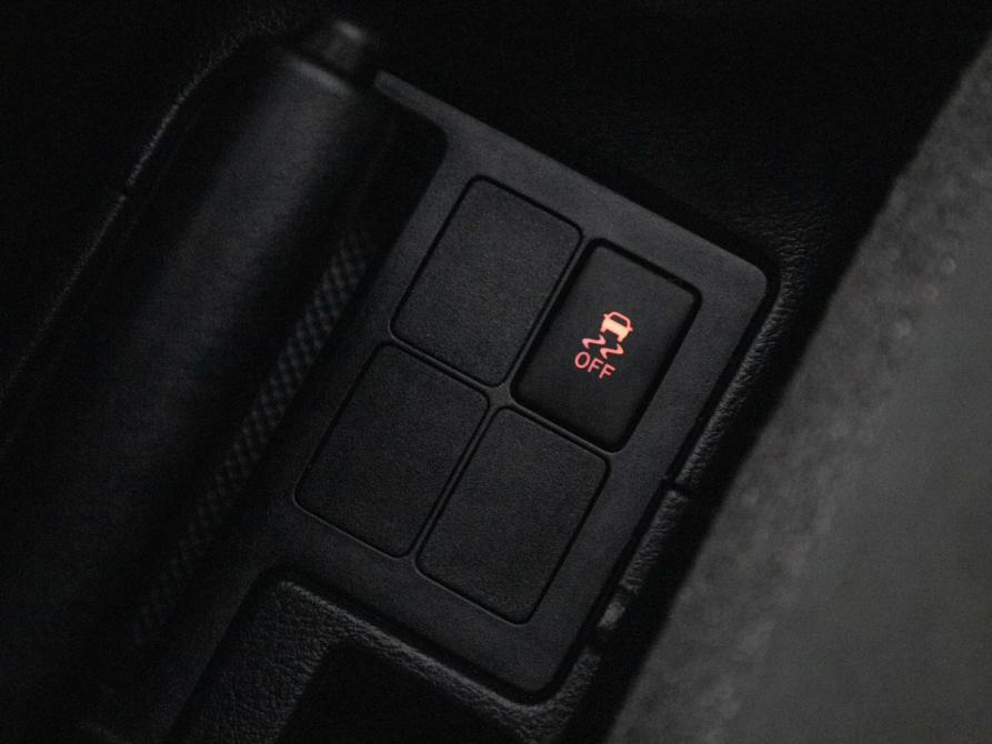 Toyota Vitz III (XP130) Рестайлинг 2 Иркутск  - изображение 17