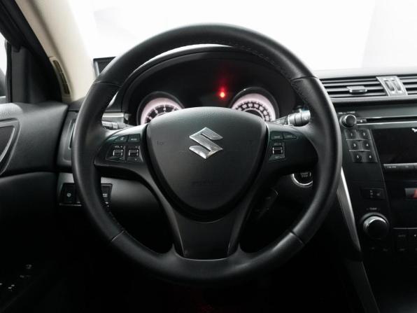 Suzuki Kizashi с пробегом 2011 года, цена 880 000 рублей, 189259 км, седан, Автокод Объявления