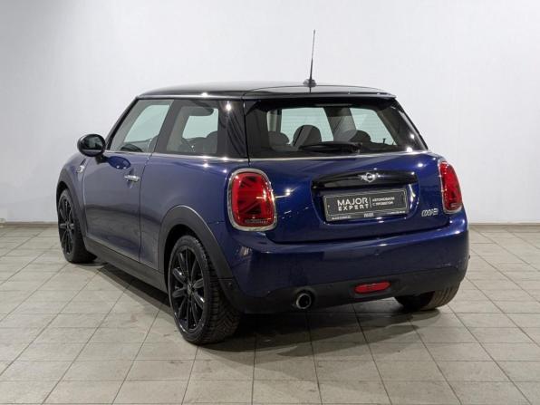 Mini Hatch III (F55/F56) Рестайлинг с пробегом 2018 года, цена 1 695 000 рублей, 100450 км, хэтчбек, Автокод Объявления
