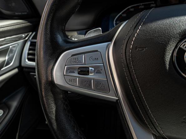 BMW 7 серии VI (G11/G12) Рестайлинг с пробегом 2019 года, цена 5 990 000 рублей, 180333 км, седан, Автокод Объявления