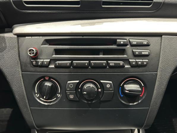 BMW 1 серии I (E81/E82/E87/E88) Рестайлинг с пробегом 2009 года, цена 609 000 рублей, 294825 км, хэтчбек, Автокод Объявления