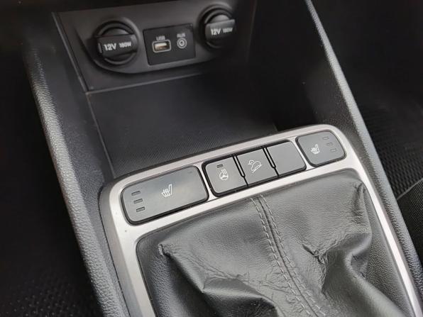 Hyundai Creta I с пробегом 2016 года, цена 1 355 000 рублей, 132813 км, внедорожник, Автокод Объявления