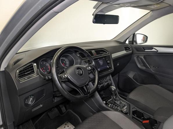 Volkswagen Tiguan II с пробегом 2020 года, цена 2 690 000 рублей, 68449 км, внедорожник, Автокод Объявления