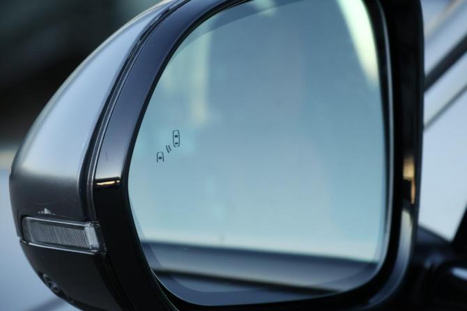 Li Auto (Lixiang) L7 I Рестайлинг с пробегом 2025 года, цена 7 328 000 рублей, 14801 км, внедорожник, Автокод Объявления