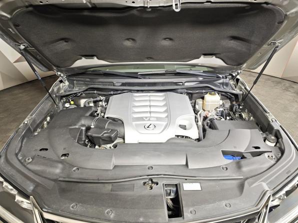 Lexus LX III Рестайлинг 2 с пробегом 2020 года, цена 9 171 000 рублей, 106401 км, внедорожник, Автокод Объявления