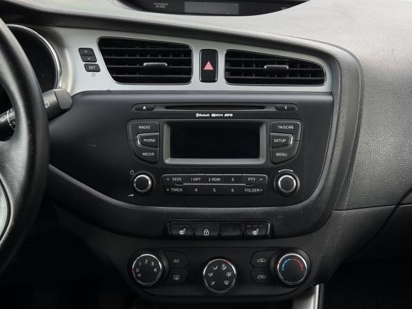 Kia Ceed II с пробегом 2013 года, цена 1 020 000 рублей, 121657 км, хэтчбек, Автокод Объявления