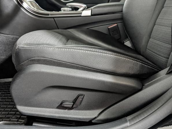 Mercedes-Benz C-Класс IV (W205) с пробегом 2015 года, цена 2 075 500 рублей, 116500 км, седан, Автокод Объявления