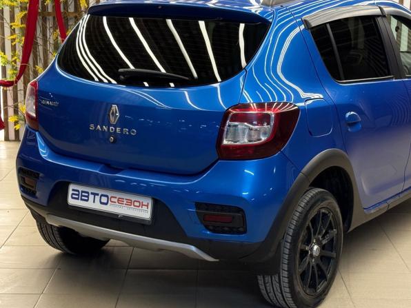 Renault Sandero II с пробегом 2016 года, цена 925 000 рублей, 71000 км, хэтчбек, Автокод Объявления