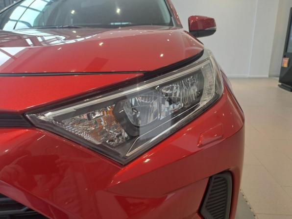 Toyota RAV4 V (XA50) с пробегом 2021 года, цена 2 649 000 рублей, 112318 км, внедорожник, Автокод Объявления