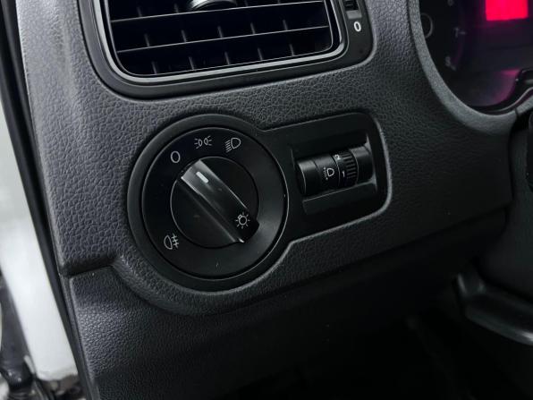 Volkswagen Polo V с пробегом 2013 года, цена 670 000 рублей, 143245 км, седан, Автокод Объявления
