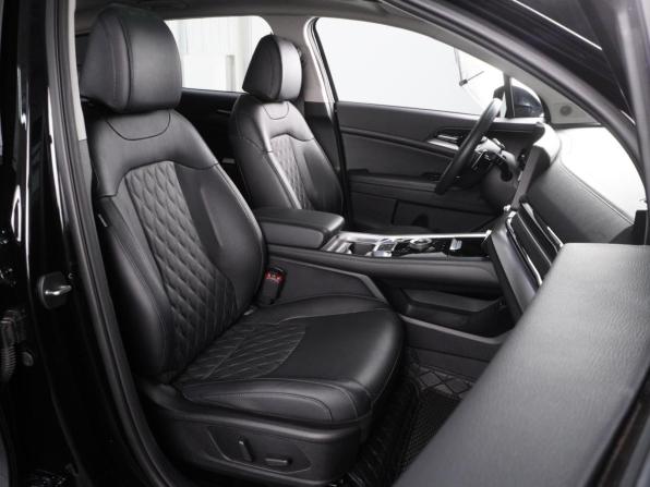 Kia Sportage V с пробегом 2024 года, цена 4 419 000 рублей, 11982 км, внедорожник, Автокод Объявления
