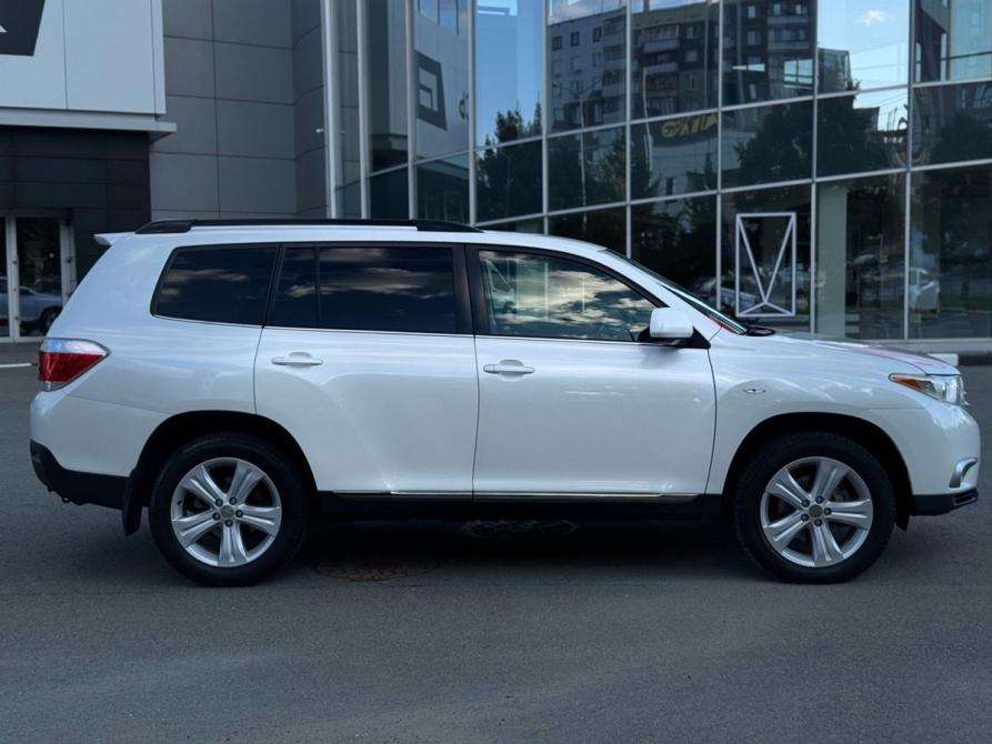 Toyota Highlander II (XU40) Рестайлинг Челябинск  - изображение 5