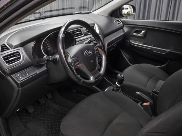 Kia Rio III Рестайлинг с пробегом 2015 года, цена 949 000 рублей, 115100 км, седан, Автокод Объявления