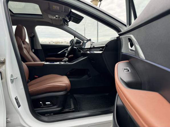 Omoda C5 I с пробегом 2023 года, цена 1 750 000 рублей, 62746 км, внедорожник, Автокод Объявления