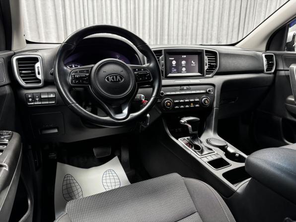 Kia Sportage IV Рестайлинг с пробегом 2018 года, цена 2 200 000 рублей, 64563 км, внедорожник, Автокод Объявления
