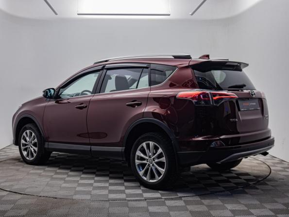 Toyota RAV4 IV (XA40) Рестайлинг с пробегом 2018 года, цена 2 495 000 рублей, 134000 км, внедорожник, Автокод Объявления
