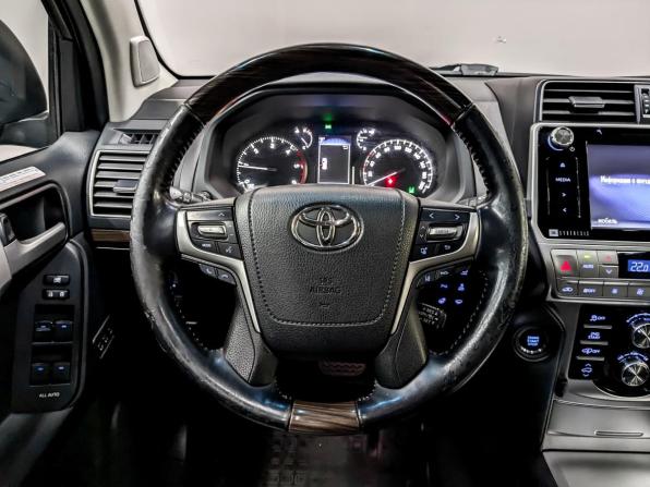 Toyota Land Cruiser Prado 150 Series Рестайлинг 2 с пробегом 2019 года, цена 4 800 000 рублей, 165000 км, внедорожник, Автокод Объявления