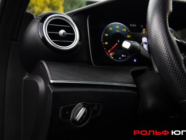 Mercedes-Benz E-Класс V (W213 S213 C238) Рестайлинг с пробегом 2021 года, цена 4 513 000 рублей, 48826 км, седан, Автокод Объявления
