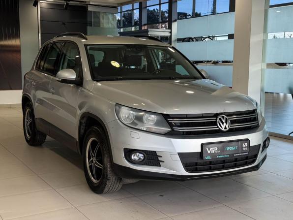 Volkswagen Tiguan I Рестайлинг с пробегом 2014 года, цена 1 235 000 рублей, 209641 км, внедорожник, Автокод Объявления