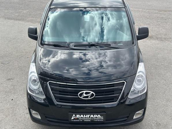 Hyundai H-1 II Рестайлинг с пробегом 2016 года, цена 1 780 000 рублей, 382060 км, минивэн, Автокод Объявления
