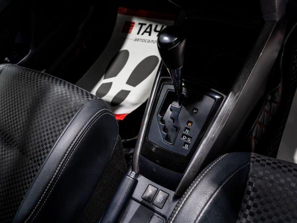 Toyota Corolla XI (E160 E170 E180) Рестайлинг 1 с пробегом 2015 года, цена 1 070 000 рублей, 148000 км, универсал, Автокод Объявления