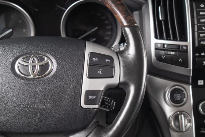 Toyota Land Cruiser 200 Series Рестайлинг 1 с пробегом 2013 года, цена 3 899 000 рублей, 288584 км, внедорожник, Автокод Объявления