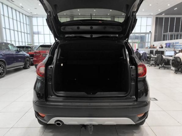 Renault Kaptur I с пробегом 2020 года, цена 1 450 000 рублей, 135758 км, внедорожник, Автокод Объявления